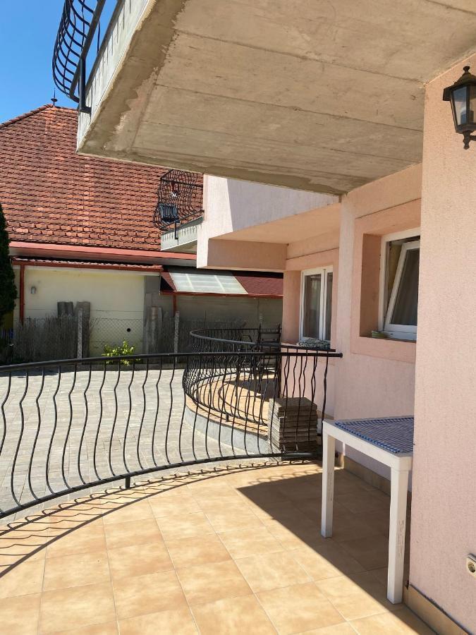 Abigel Apartmanhaz Balatonfüred Екстериор снимка