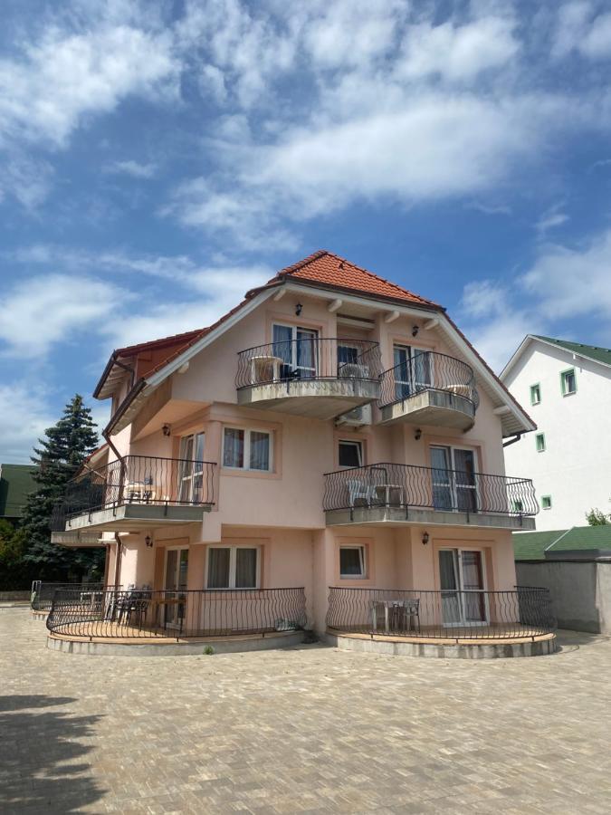 Abigel Apartmanhaz Balatonfüred Екстериор снимка